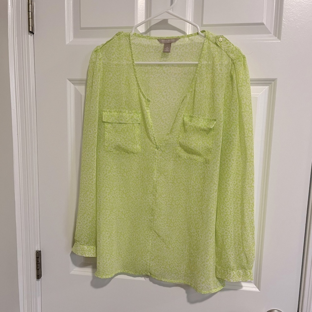Banana republic medium green top